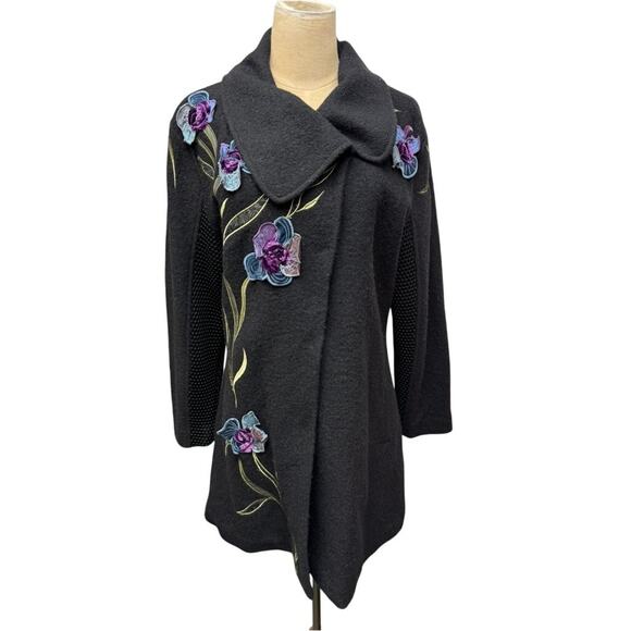"Carson" 100% Wool Embroidered Floral Black Coat SZ L Netting On Sleeve Dk Fairy - Picture 1 of 16
